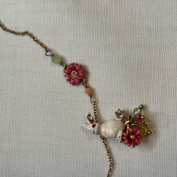 Les Nereides Enchanted Encounter Bunny on Pink Flower Pendant Necklace NWT - Picture 10 of 14